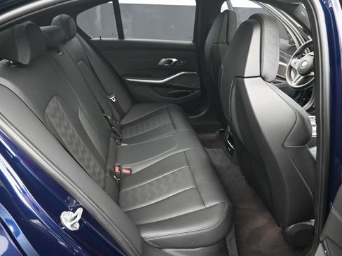 Used 2023 BMW M3 image 32