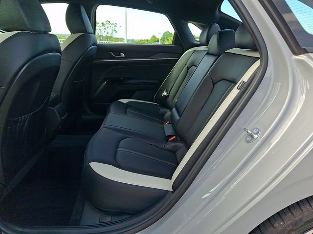 Used 2025 Kia K5 GT-Line AWD/4WD image 11