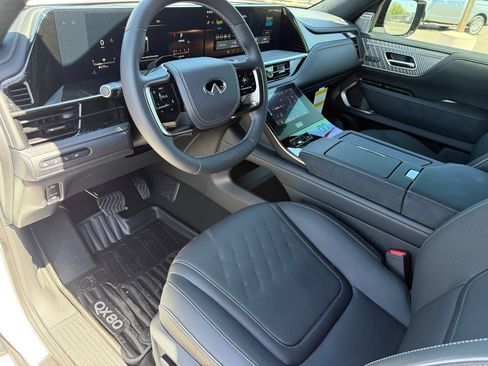 New 2026 INFINITI QX80 Autograph AWD/4WD image 11