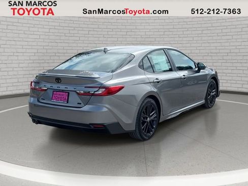 New 2026 Toyota Camry SE image 5