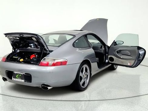 Used 2001 Porsche 911 Carrera RWD image 18