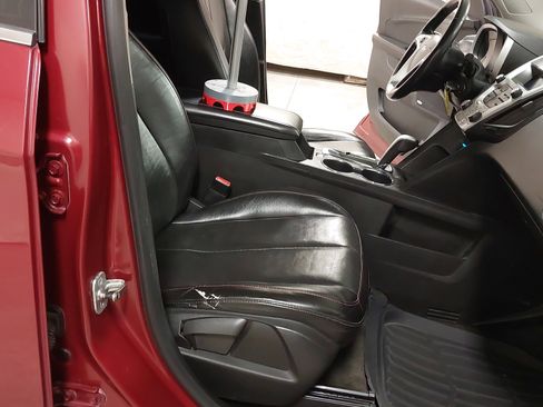 Used 2011 Chevrolet Equinox LTZ image 15