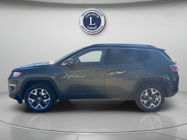 Used 2018 Jeep Compass Limited w/ Safe & Security Group AWD/4WD image 3