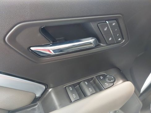 Used 2026 Chevrolet Colorado ZR2 w/ Technology Package image 26