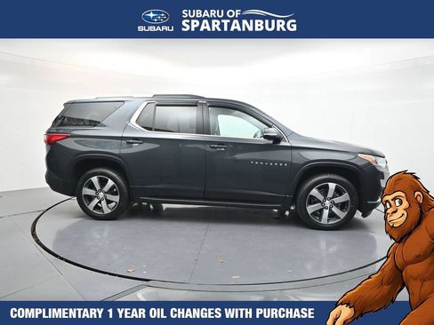 Used 2018 Chevrolet Traverse LT FWD image 9