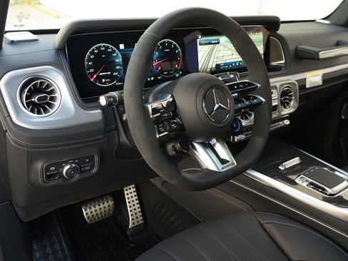 Used 2026 Mercedes-Benz G 63 AMG 4MATIC image 9