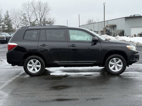 Used 2010 Toyota Highlander 2WD image 6