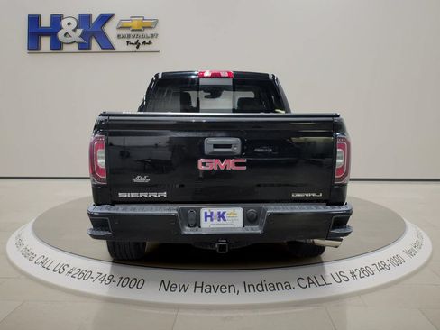 Used 2018 GMC Sierra 1500 Denali w/ Denali Ultimate Package AWD/4WD image 5