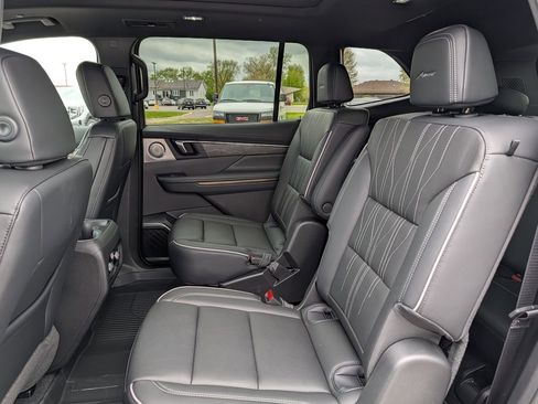 New 2026 Buick Enclave Avenir w/ Super Cruise Package AWD/4WD image 46
