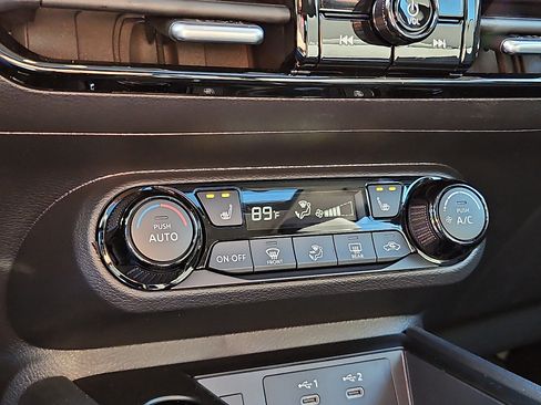 New 2026 Nissan Kicks SV w/ SV Premium Package image 14