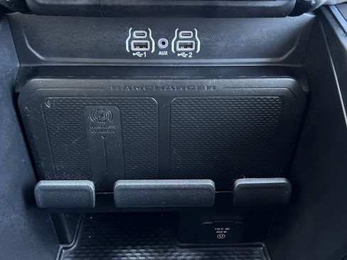 Used 2025 RAM 1500 Laramie w/ Bed Utility Group AWD/4WD image 44