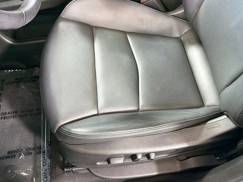 Certified 2024 Cadillac XT6 Sport w/ LPO, Floor Liner Package AWD/4WD image 21