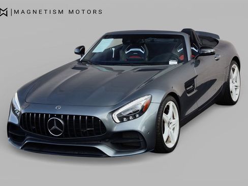 Used 2018 Mercedes-Benz AMG GT Roadster image 9
