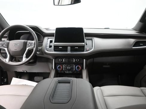 Used 2024 Chevrolet Tahoe Z71 w/ Luxury Package AWD/4WD image 12