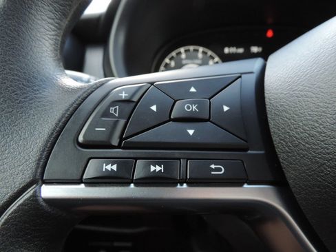 Used 2024 Nissan Kicks SV FWD image 26