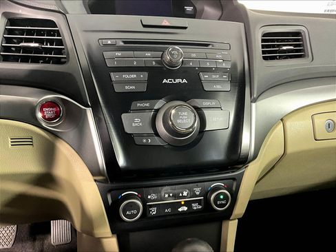 Certified 2017 Acura ILX FWD image 15