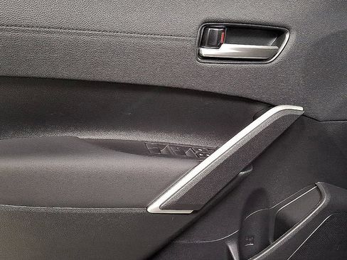 New 2026 Toyota Corolla Cross XLE AWD/4WD image 8