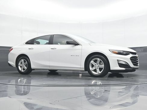 Used 2020 Chevrolet Malibu LS w/ LPO, Convenience Package 1 FWD image 33