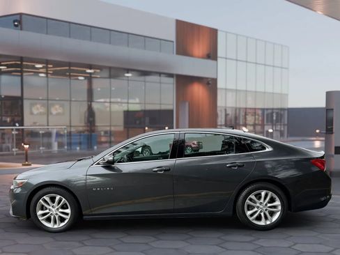Used 2016 Chevrolet Malibu LT FWD image 5