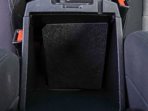 Used 2023 Toyota Tacoma TRD Off-Road image 36