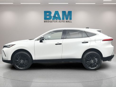Used 2023 Toyota Venza Nightshade AWD/4WD image 4