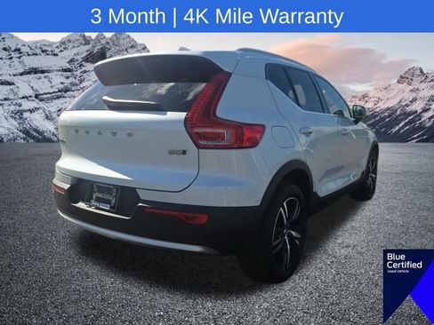 Used 2023 Volvo XC40 B5 Plus AWD/4WD image 9