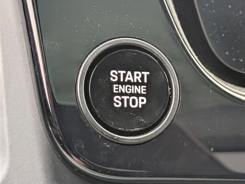 Used 2024 Porsche Cayenne Coupe image 26