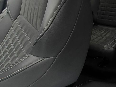 Used 2024 Mitsubishi Outlander SE image 24