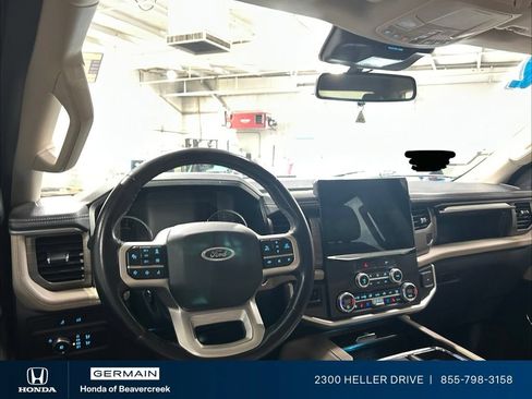Used 2022 Ford Expedition Max Limited AWD/4WD image 15