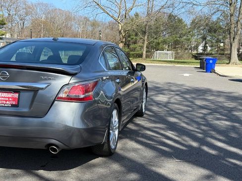 Used 2015 Nissan Altima 3.5 SL image 6