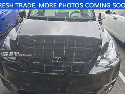 Used 2024 Tesla Model Y Long Range AWD/4WD image 2