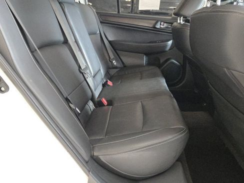 Used 2015 Subaru Legacy 3.6R Limited AWD/4WD image 6