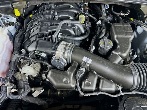 Used 2024 Jeep Grand Cherokee L Altitude image 34