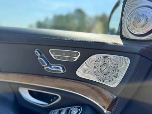 Used 2014 Mercedes-Benz S 550 Sedan image 23