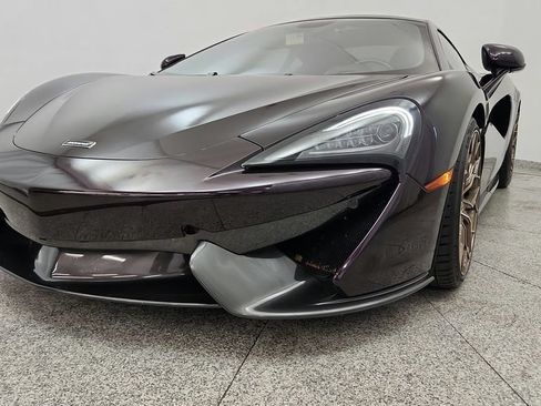 Used 2017 McLaren 570S RWD image 12