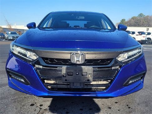 Used 2018 Honda Accord Sport image 8