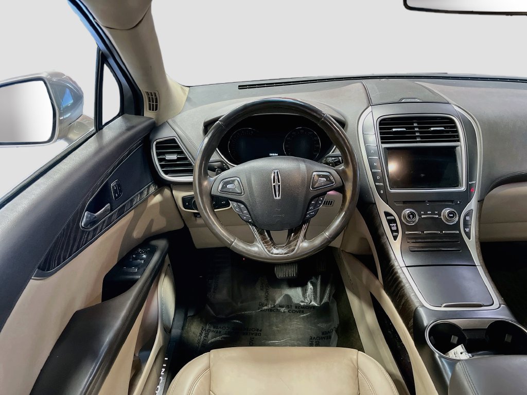 Used 2018 Lincoln MKX Select w/ Select Plus Package AWD/4WD image 23