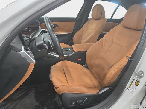 Used 2024 BMW 330i Sedan w/ M Sport Package image 14