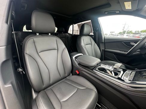 Certified 2025 Audi Q8 Premium Plus w/ Premium Plus Package AWD/4WD image 31