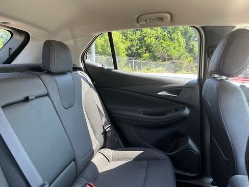 Used 2024 Buick Encore GX Preferred w/ Comfort Package FWD image 36