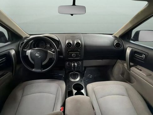 Used 2014 Nissan Rogue S AWD/4WD image 9