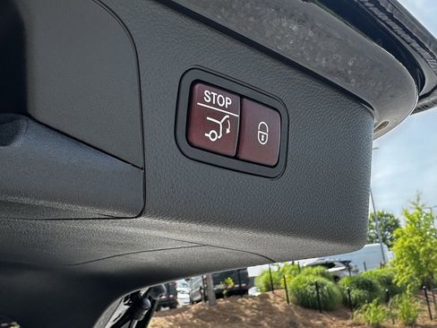 Certified 2022 Mercedes-Benz GLC 300 image 22