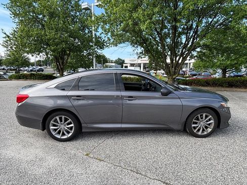 Used 2021 Honda Accord LX image 4