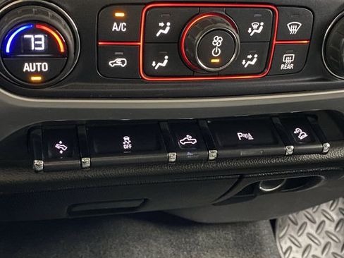 Used 2016 GMC Sierra 1500 SLE w/ SLE Value Package image 27