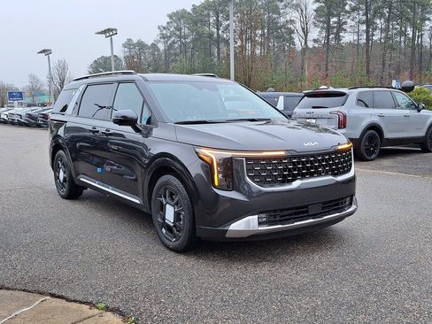 New 2026 Kia Carnival SX image 3