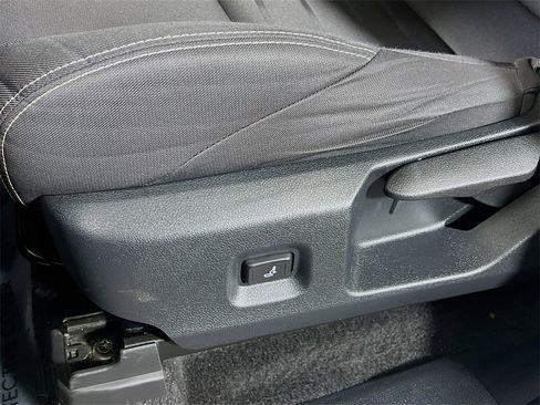 Certified 2024 Toyota Tacoma TRD Off-Road image 18