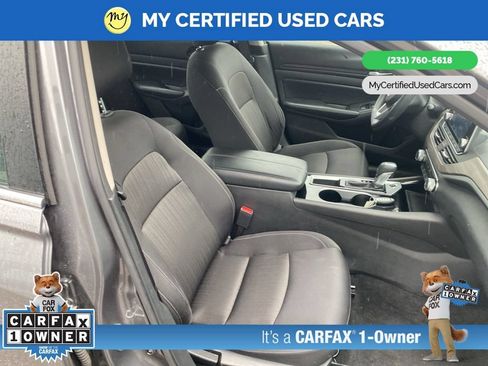 Used 2024 Nissan Altima 2.5 SV FWD image 16