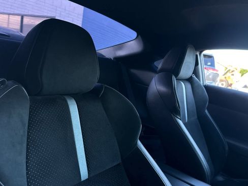 Used 2022 Toyota GR86 Premium image 17