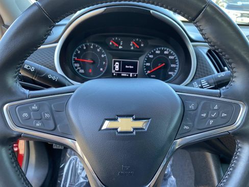 Used 2021 Chevrolet Malibu RS FWD image 15