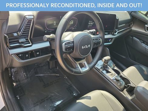 Certified 2023 Kia Sportage EX FWD image 7
